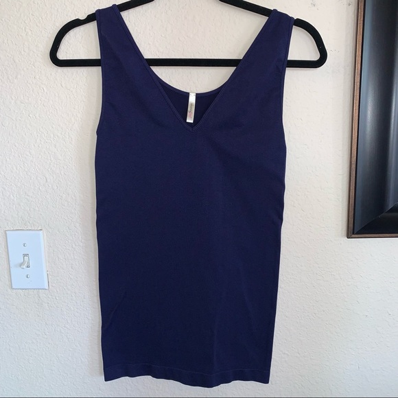 skinnytees Tops - NWOT Skinnytees Tank Top